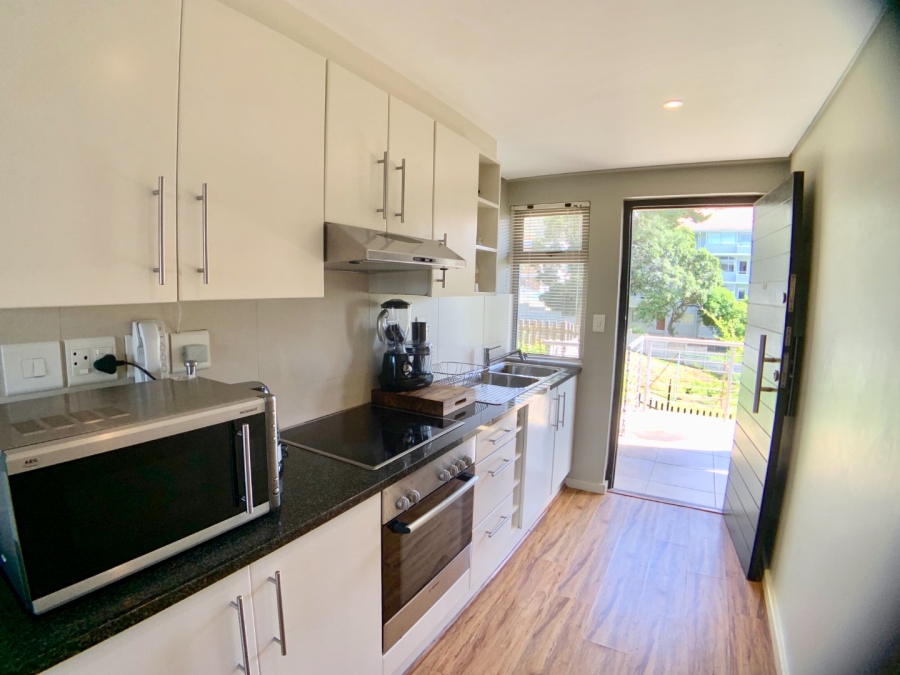 1 Bedroom Property for Sale in Sea Point Western Cape